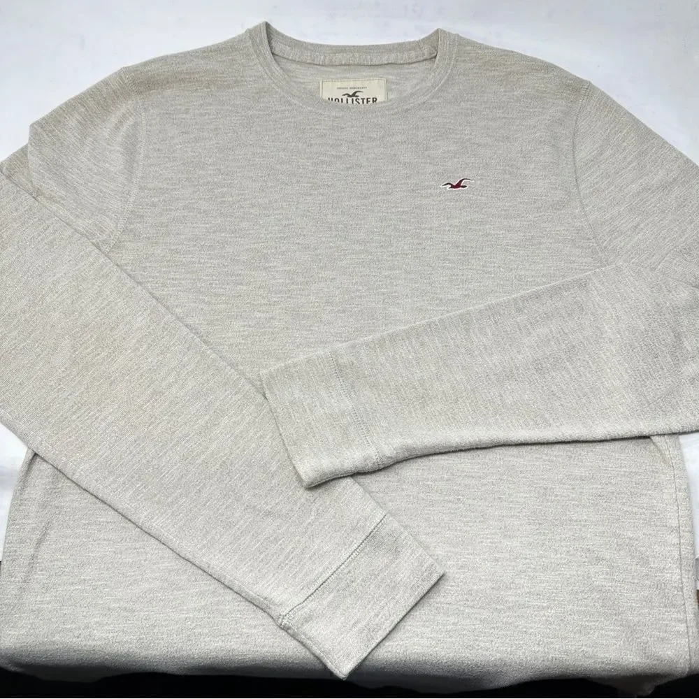 Hollister Textured Crewneck Sweater-Large